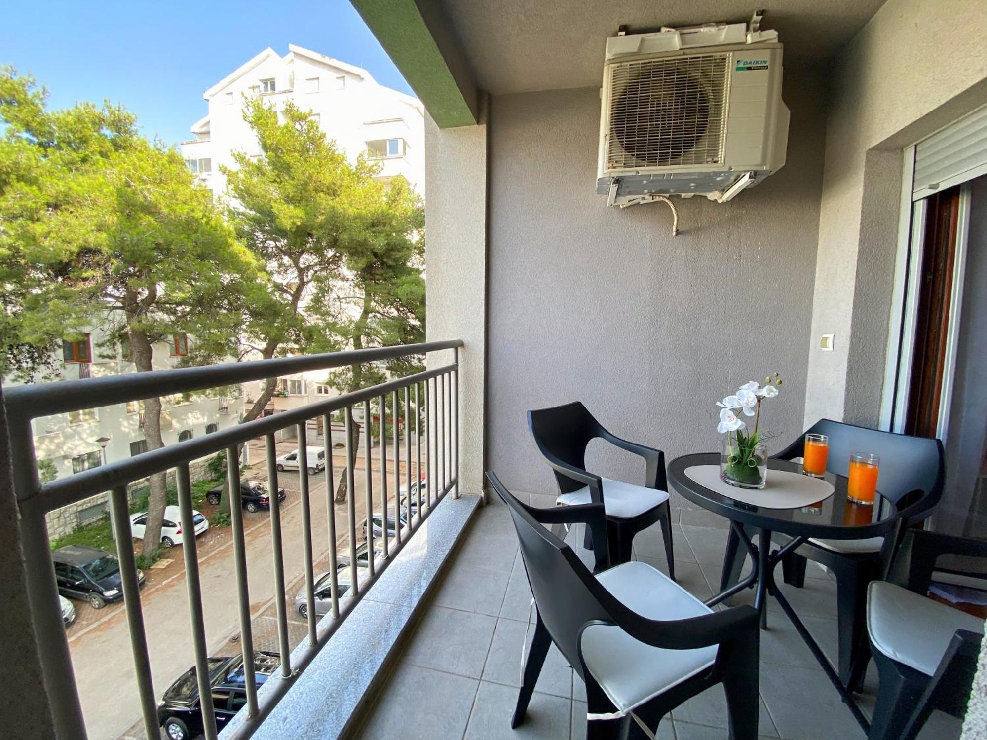 Apartment Center Adria Бар Экстерьер фото